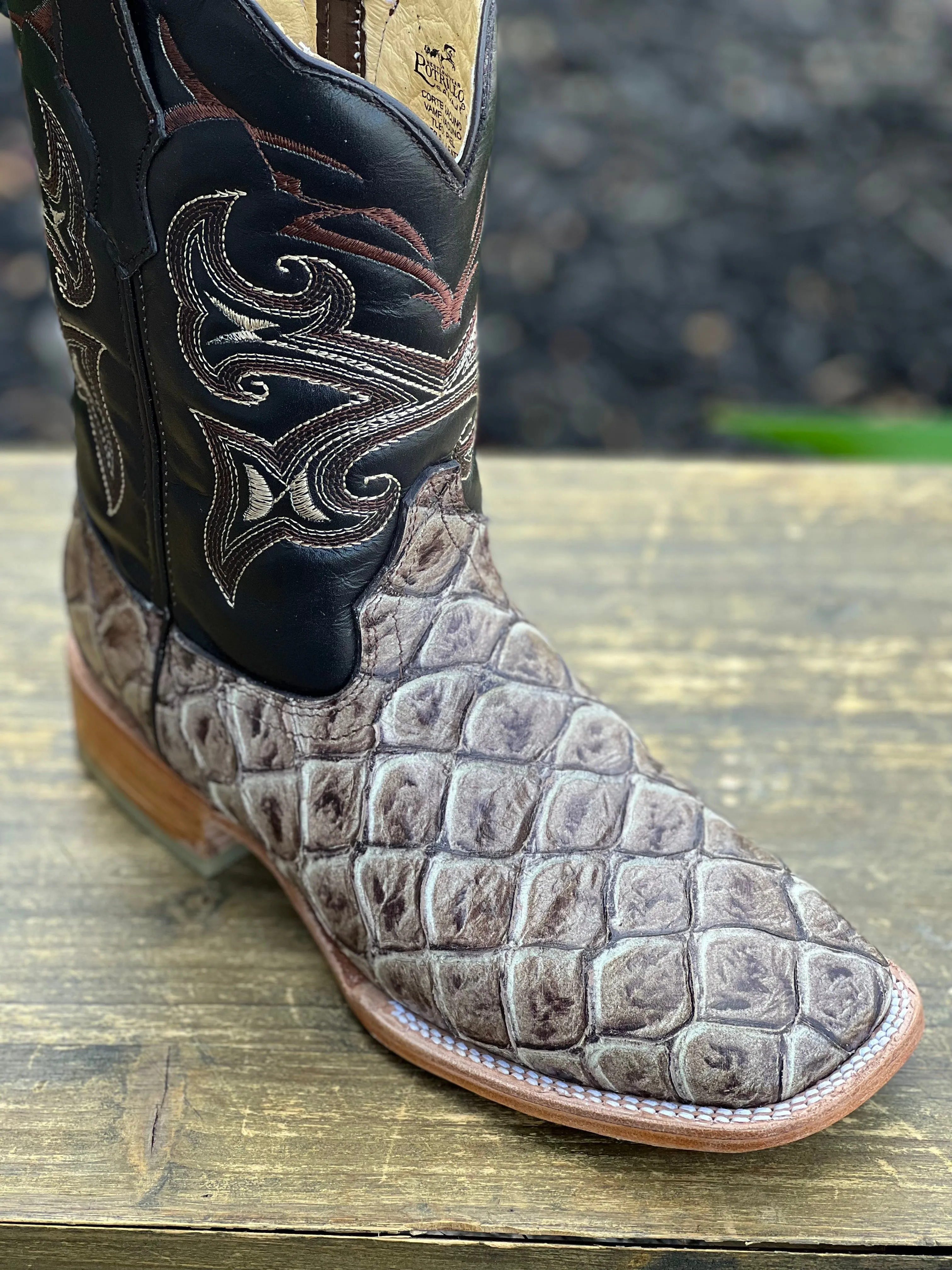 Pirarrucu Print Desert Off White Wide Square Toe Cowboy Boots